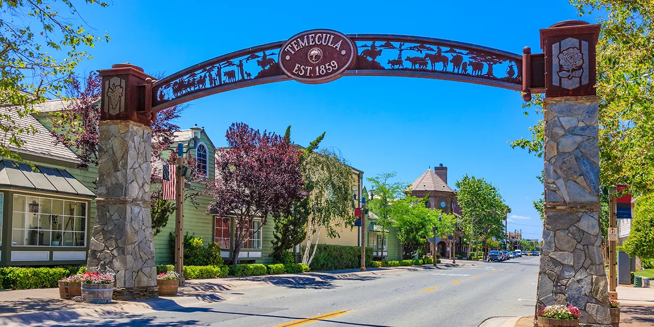Temecula Main street